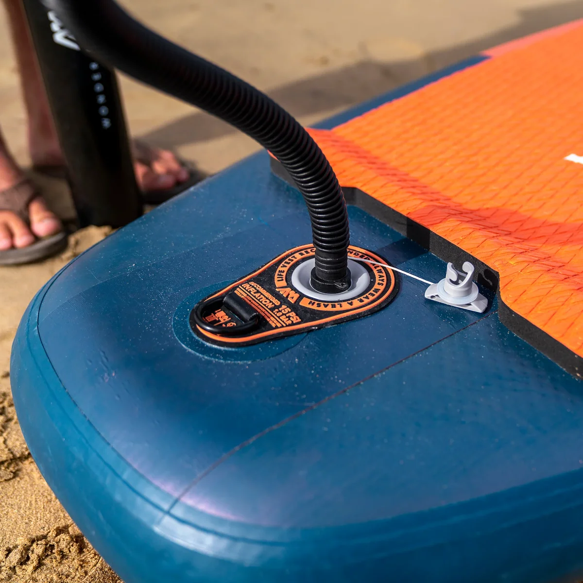 Bombín para SUP Liquid Air V1 Doble Acción - Imagen 3