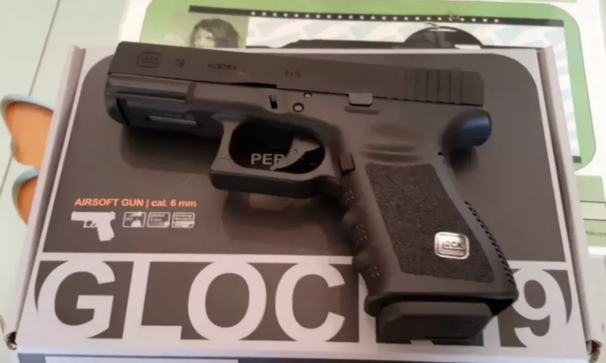 Pistola Glock 19 Blowback / Airsoft 6 Mm/ Hiking Outdoor - Imagen 3