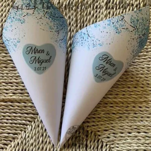 Conos azules románticos