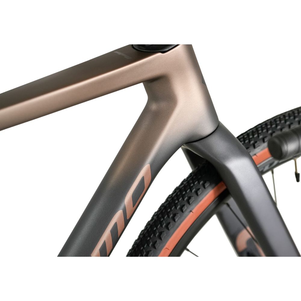 Megamo Silk 06 2026 - Imagen 3