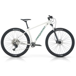 Megamo Natural 30 2026