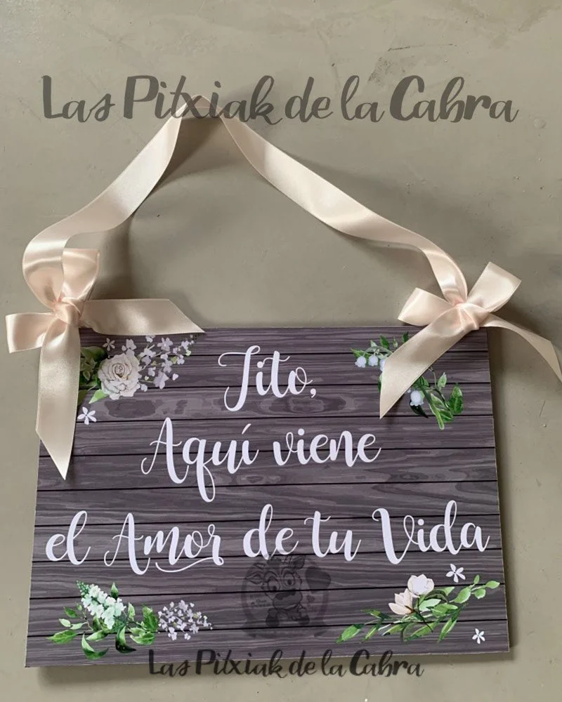 Tito, aquí viene el amor de tu vida Gris - Imagen 2