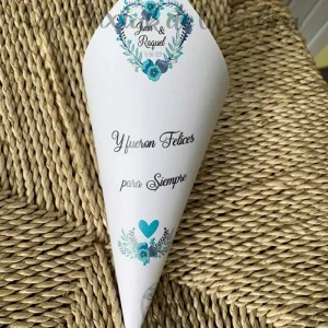 Conos Raquel y Juan azules