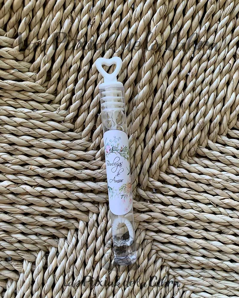 Pompero pequeño con pegatina y lacito - Imagen 3