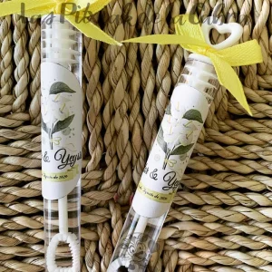 Pompero pequeño con pegatina y lacito