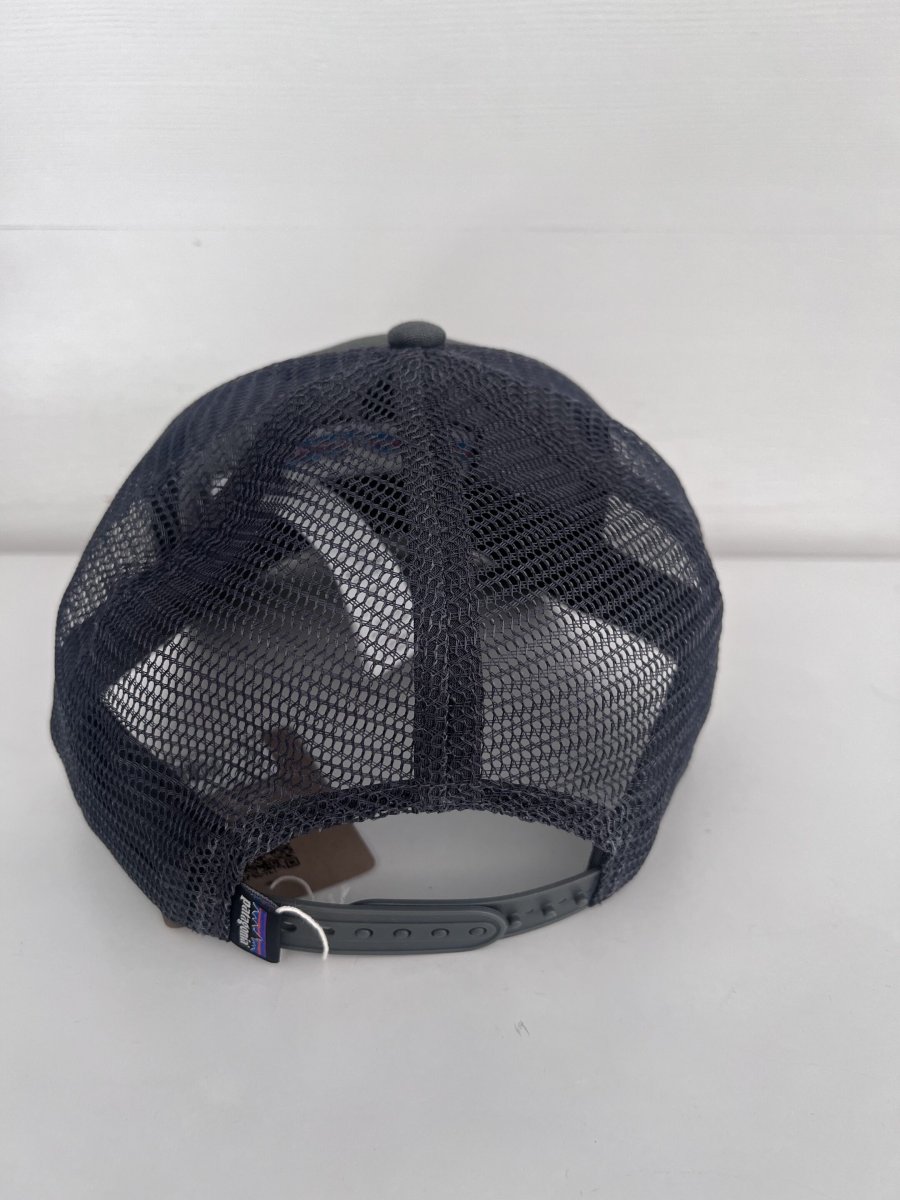 Patagonia P6 Logo Trucker Hat - Imagen 3