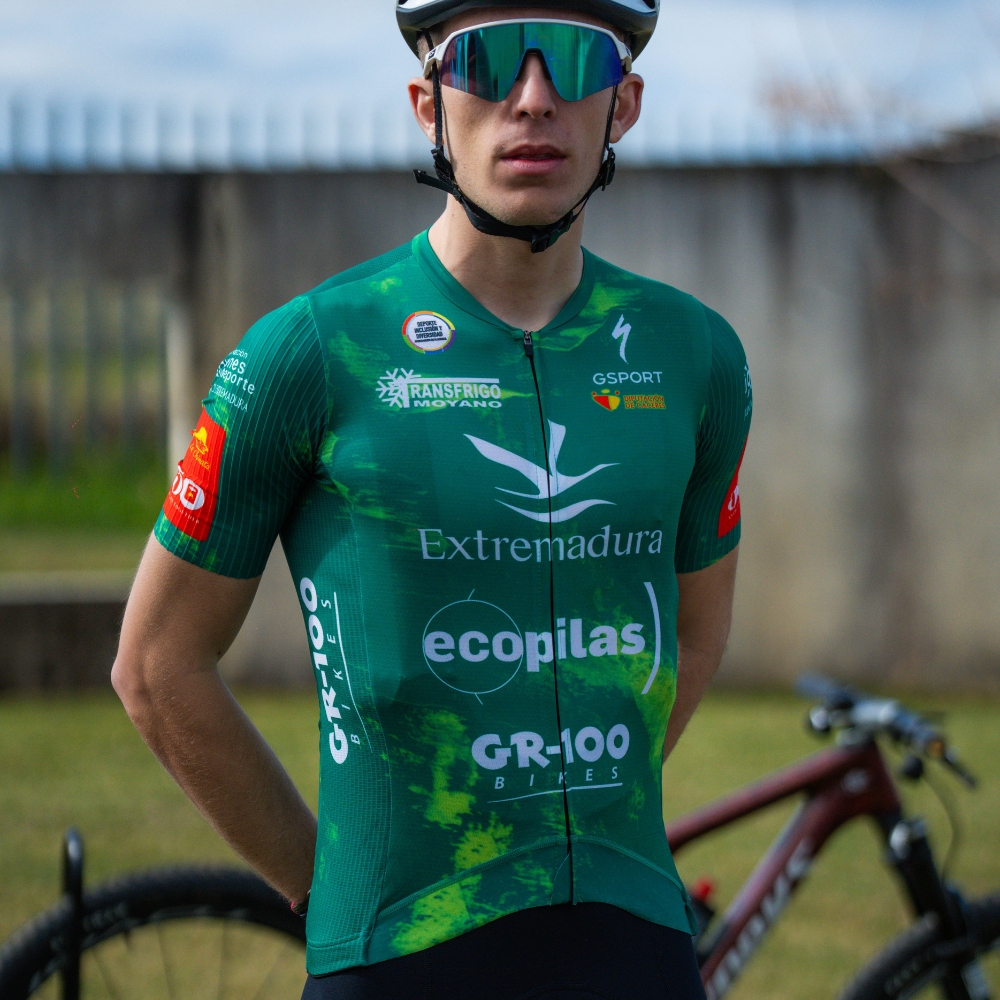 Conjunto Ecopilas GR-100 GSPORT Aero Corto 2026 - Imagen 3