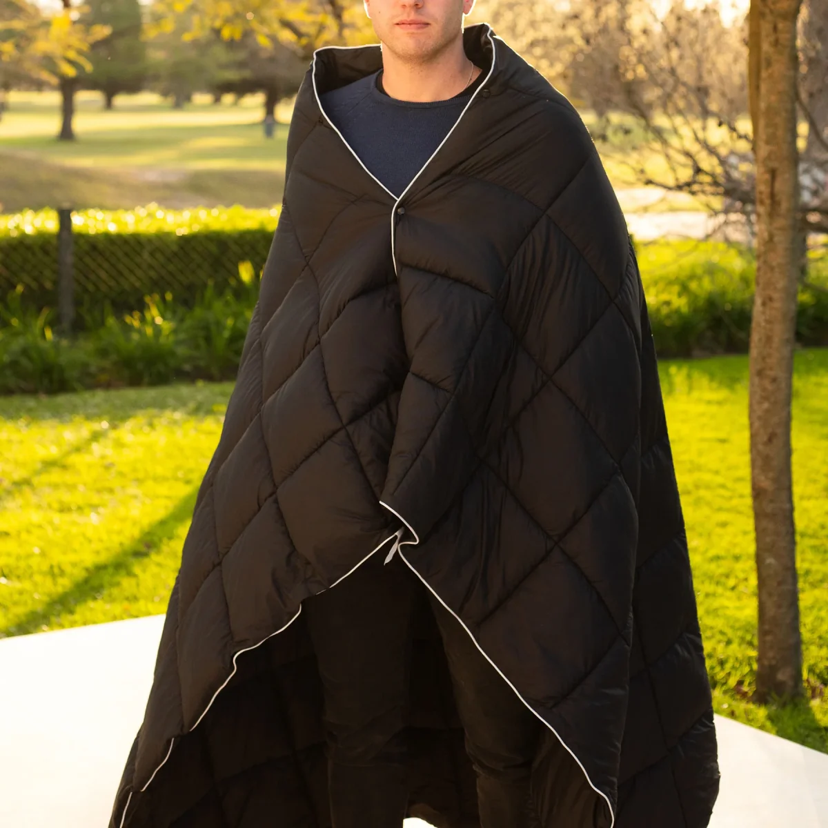 Manta Térmica Outdoor Puelo Negro - Imagen 3